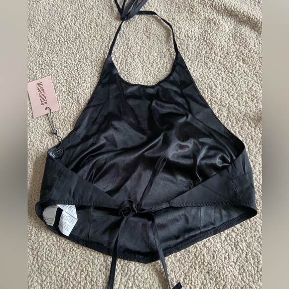 🔸 Missguided 🔸 open back halter top - Picture 3 of 6
